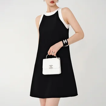 Черна рокля без ръкави Дамски Лято 2023 Нова свободна и усъвършенствана контрастна A-line пола