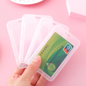 1pc Просто прозрачно пластмасово име Карта Cover Bank Card Holder Име Card Cover Училищни офис консумативи