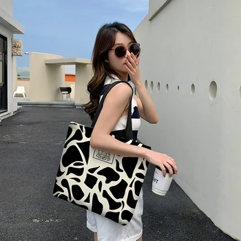 Дамски дамски ежедневни платно чанта голям капацитет корейски версия универсален за студенти купувач голяма пазарска чанта